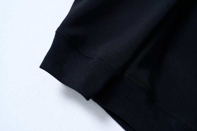 Comfortable long-sleeve polo shirt