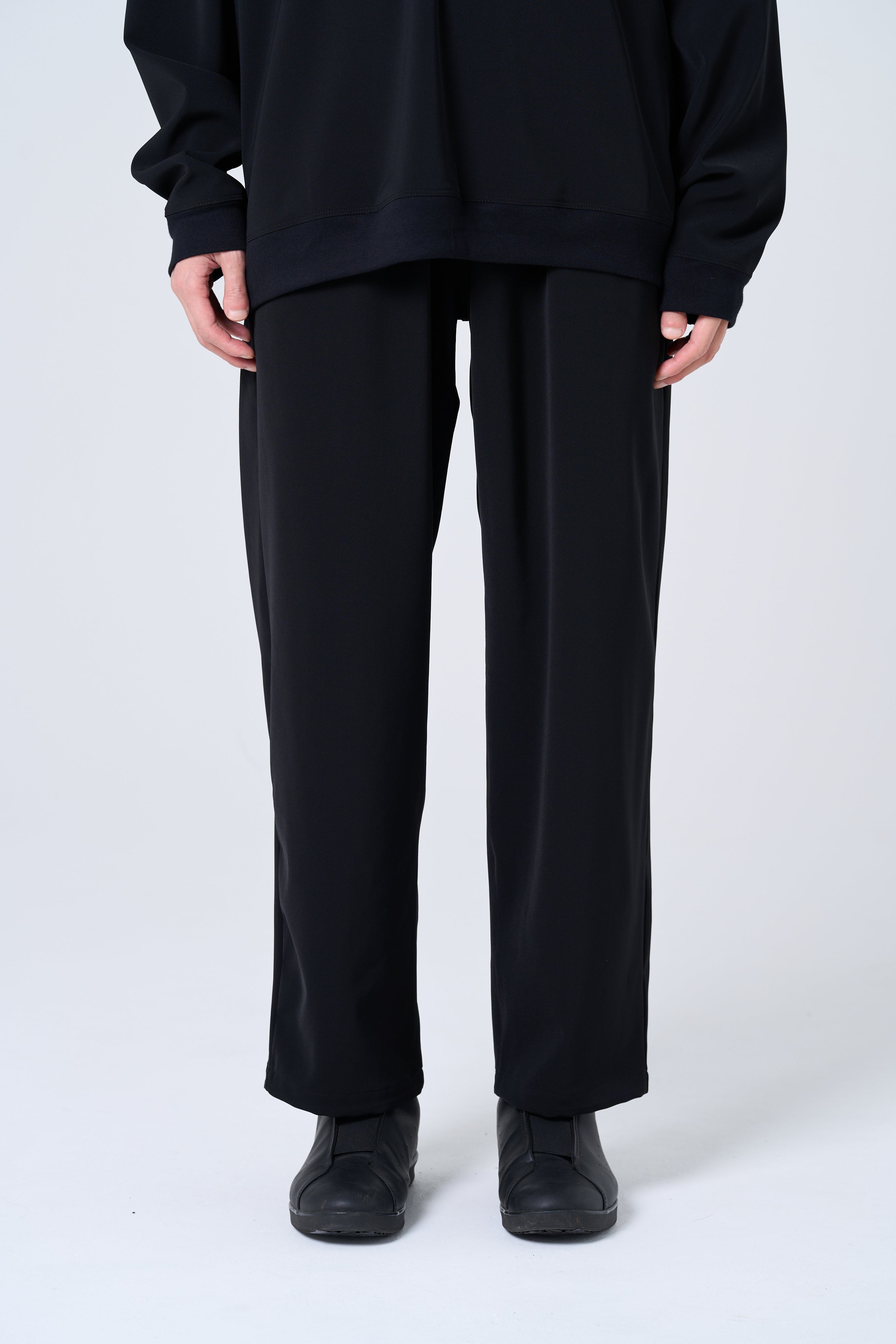 Comfortable long tapered slacks – JOCUND